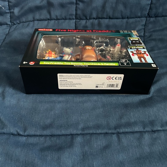 Five Nights at Freddy's 4-Pack: Toy Freddy Toy Bonnie Toy Chica & Mangle 5” - Picture 10 of 10